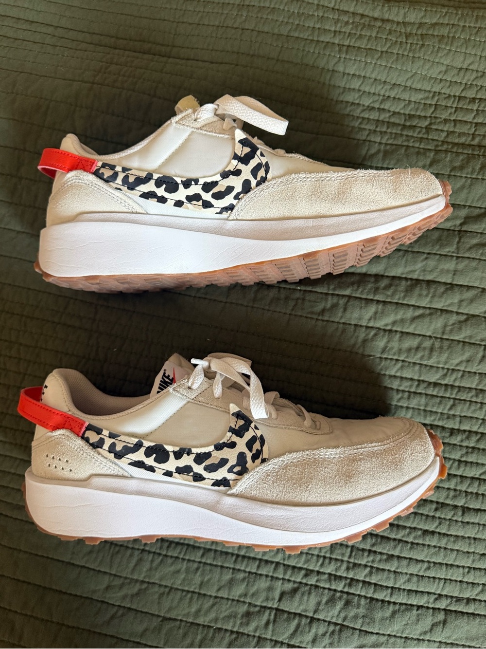Nike Women’s waffle debut - Leopard-Print sz 9.5 - Picture 4 of 6